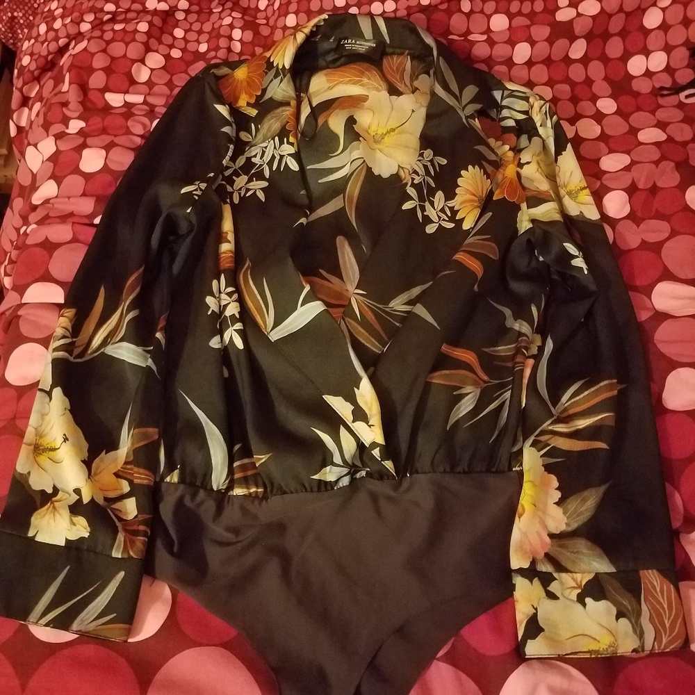 Floral Navy Blue Zara Bodysuit size Medium